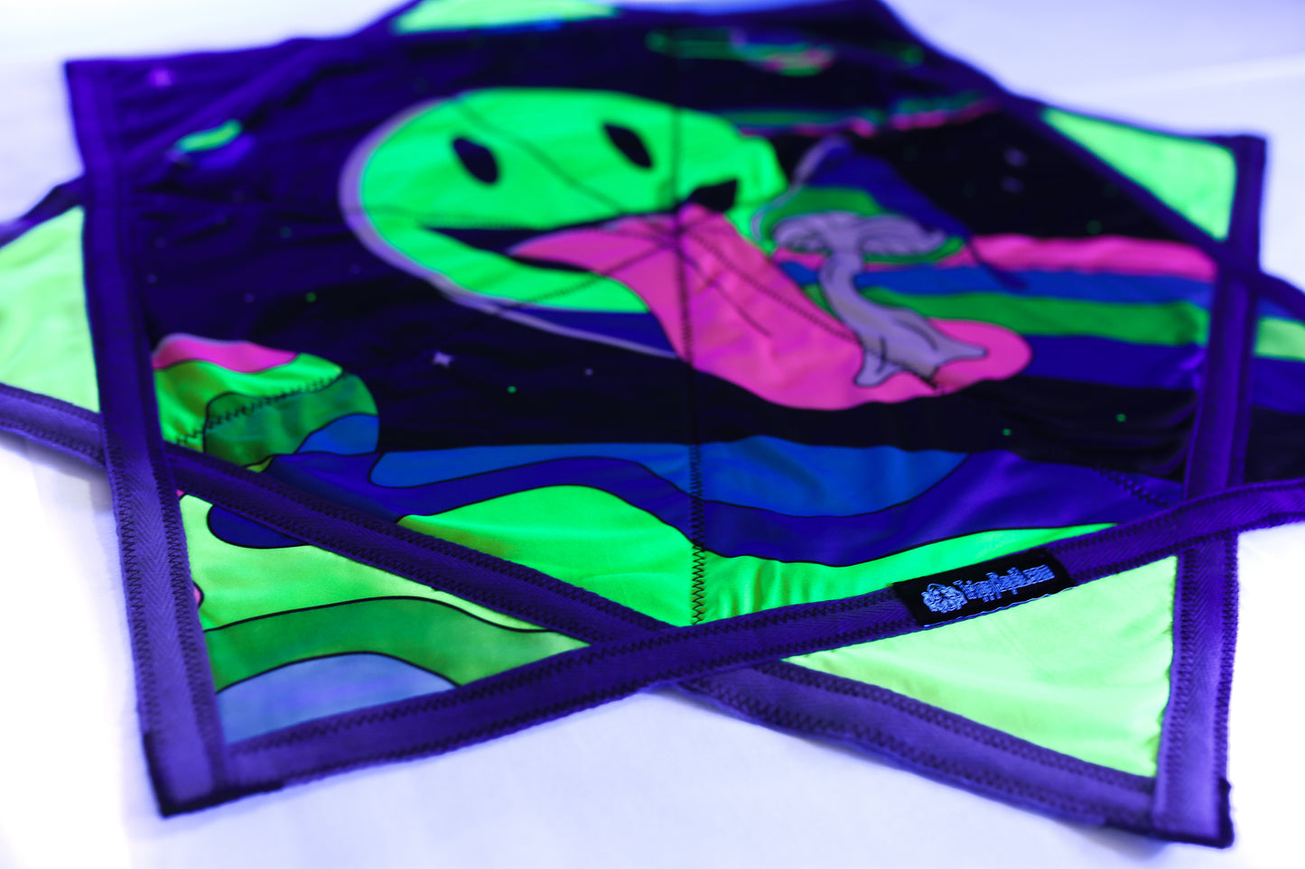 Trippy Smiley Face Flow Star UV REACTIVE (2 Sided)