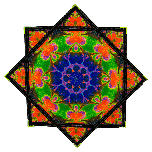 023 - Plasma Daisy - Trippy Wearz Collab Flowstar (UV-Reactive) 26"