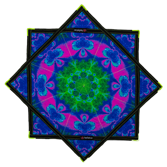 023 - Plasma Daisy - Trippy Wearz Collab Flowstar (UV-Reactive) 26"