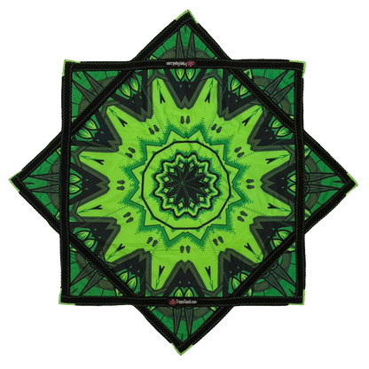 inking.034 - Green Robotic Fractal Flowstar (UV-Reactive) 14"