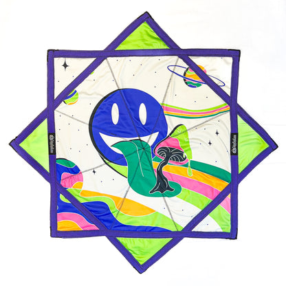 Trippy Smiley Face Flow Star UV REACTIVE (2 Sided)